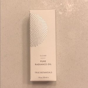 True botanicals pure radiance oil